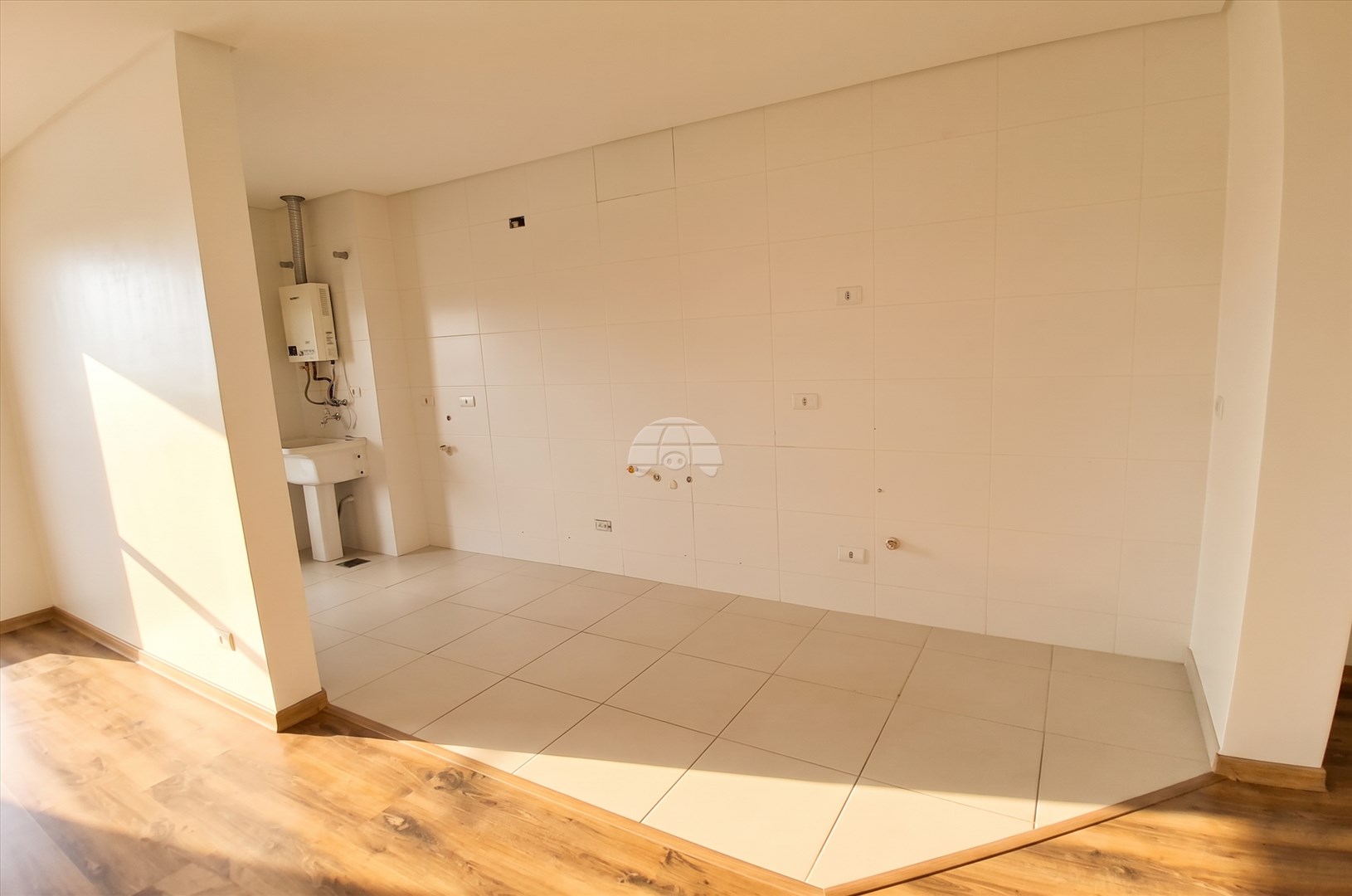 Apartamento para alugar em Capão Raso, Curitiba — Portal Chave Fácil