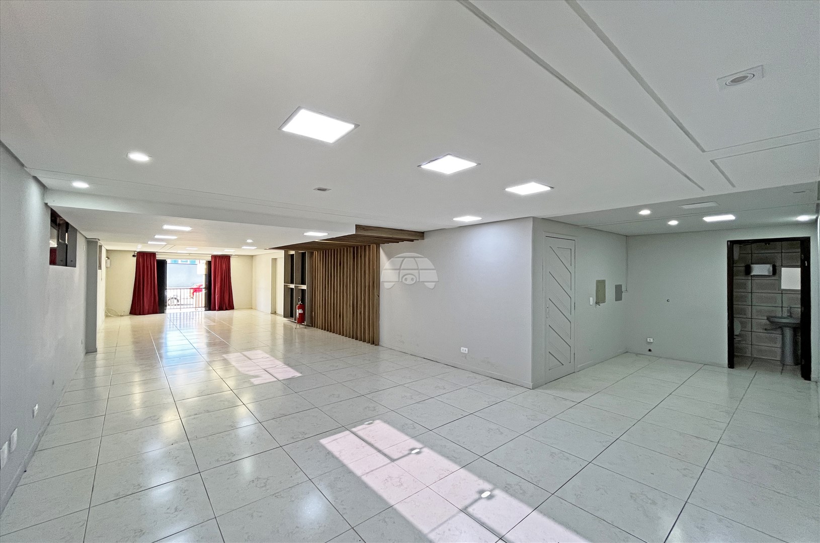 Sala/Conjunto Comercial para alugar em Santa Quitéria, Curitiba — Portal Chave Fácil