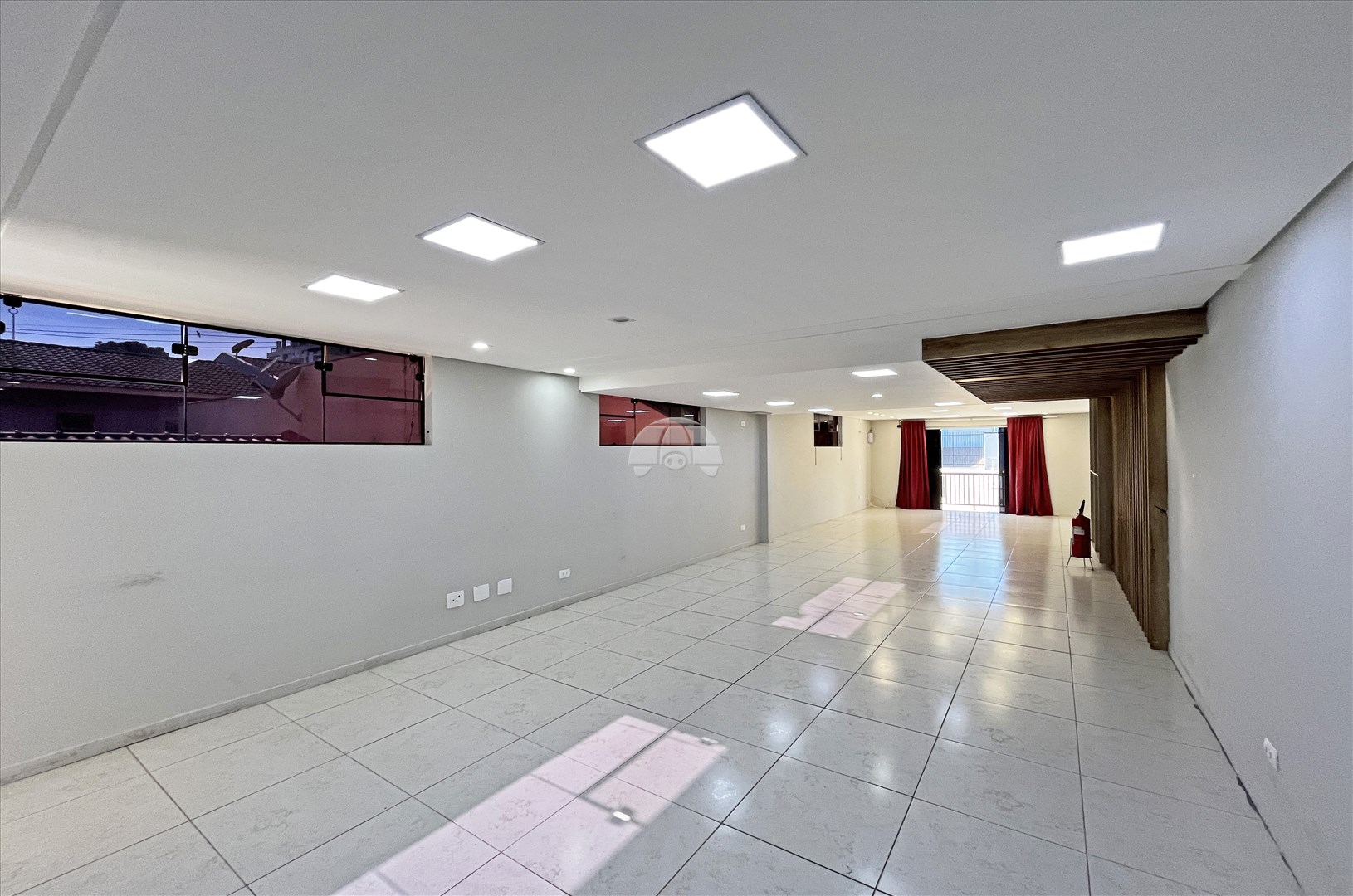 Sala/Conjunto Comercial para alugar em Santa Quitéria, Curitiba — Portal Chave Fácil