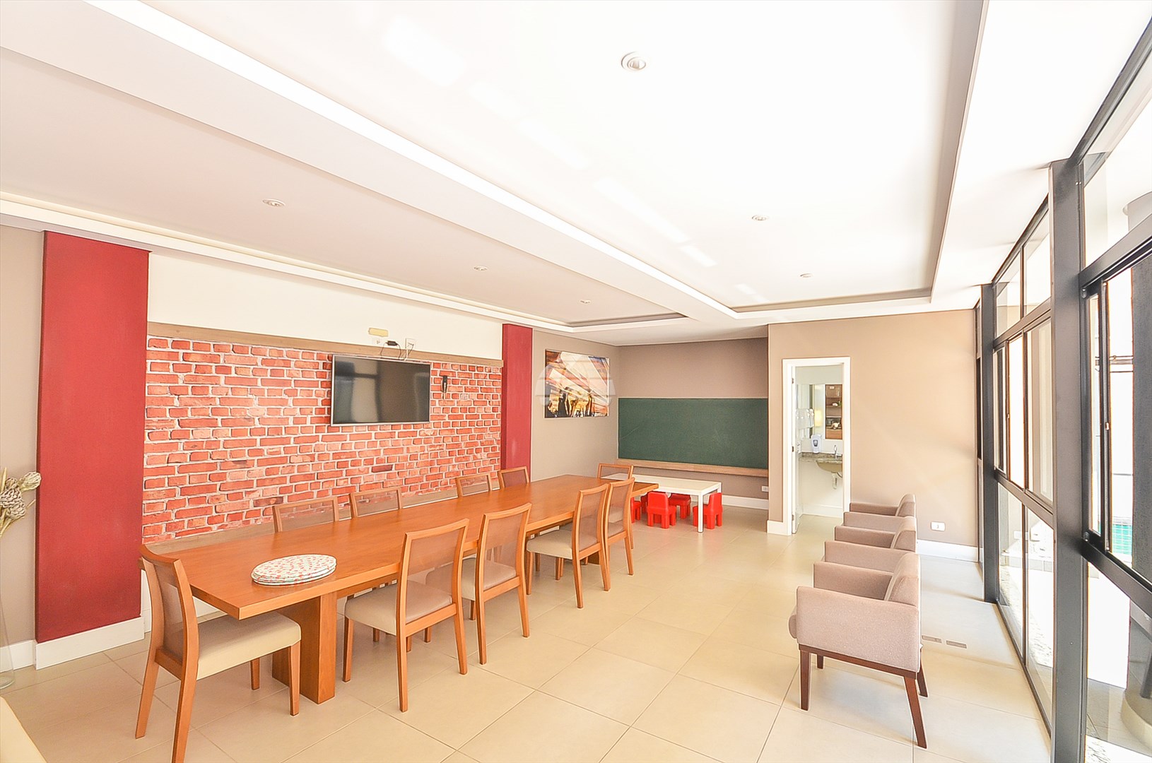 Apartamento à venda em Santo Inácio, Curitiba — Portal Chave Fácil