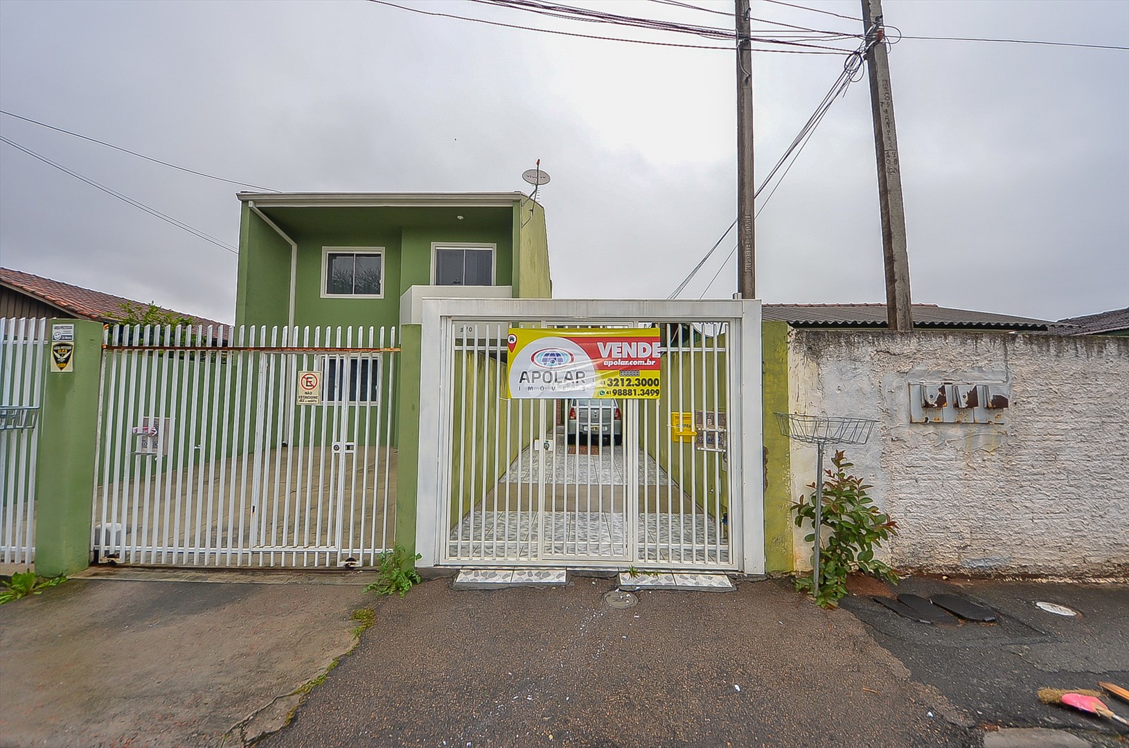Casa à venda em Capão Raso, Curitiba — Portal Chave Fácil