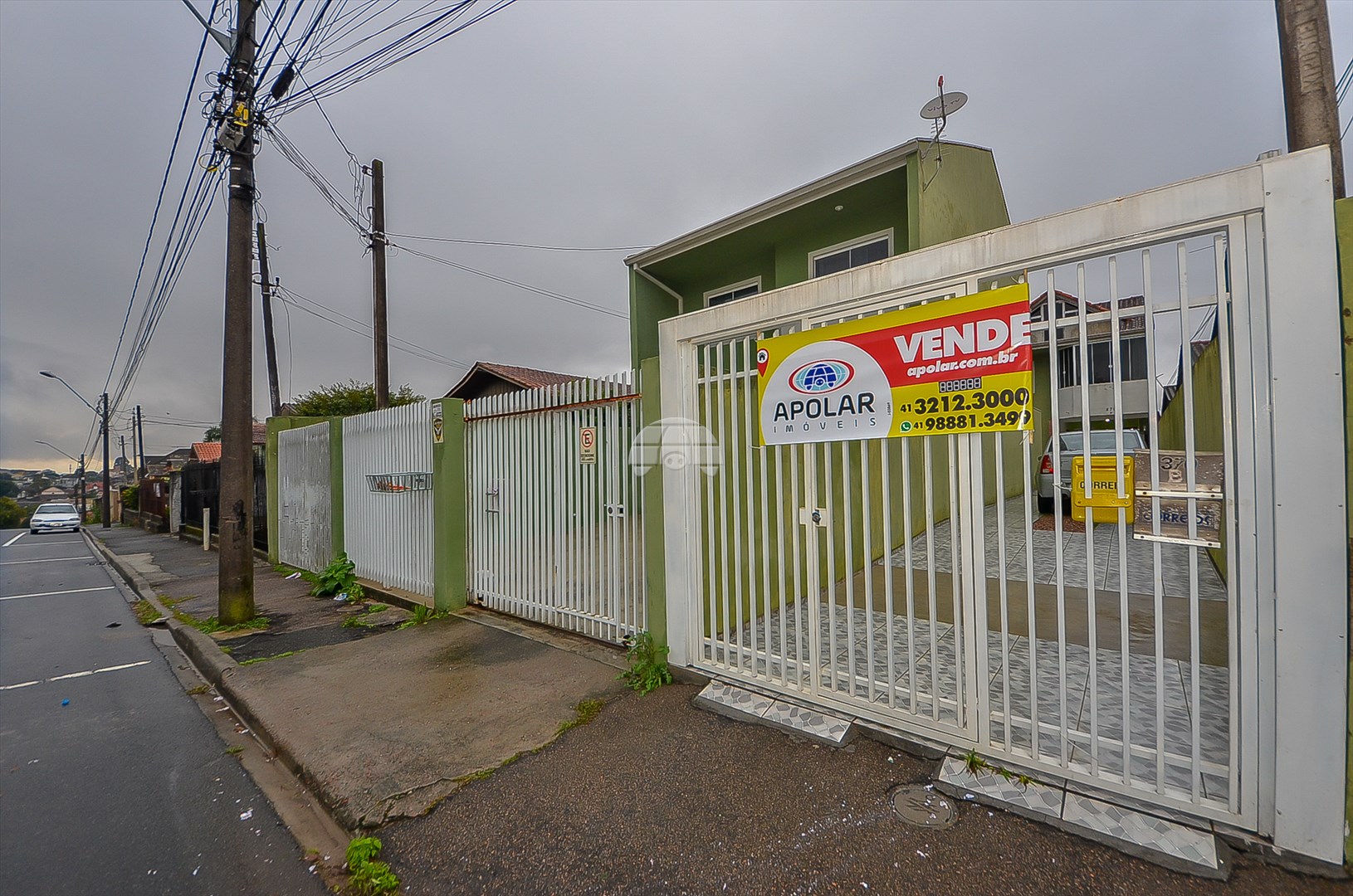 Casa à venda em Capão Raso, Curitiba — Portal Chave Fácil