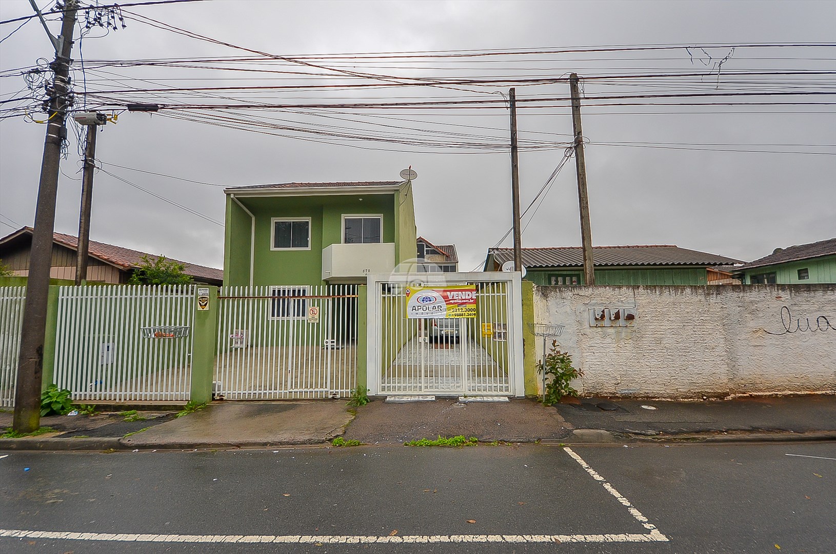 Casa à venda em Capão Raso, Curitiba — Portal Chave Fácil