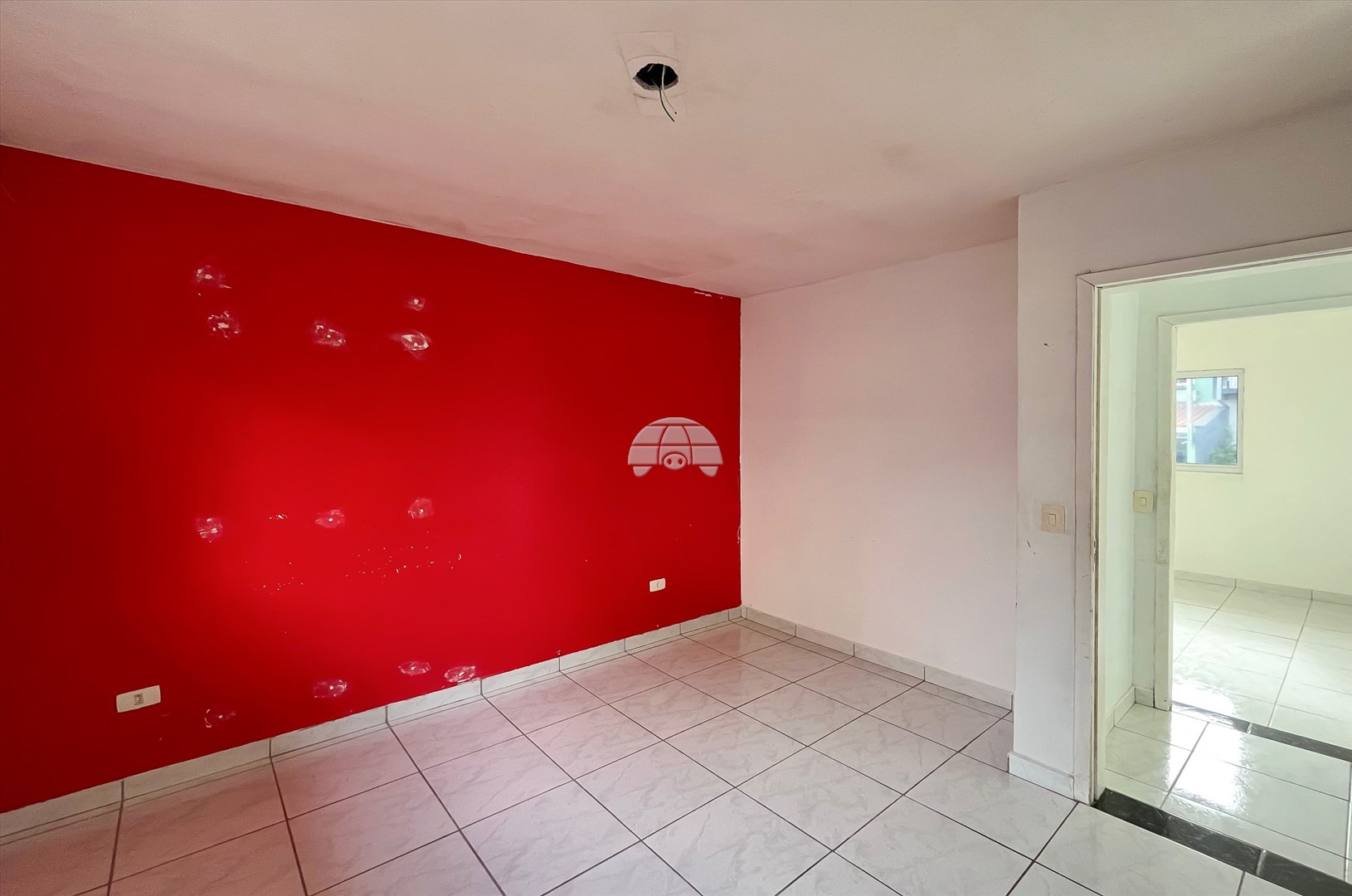Casa para alugar em Cachoeira, Curitiba — Imobiliária Razão