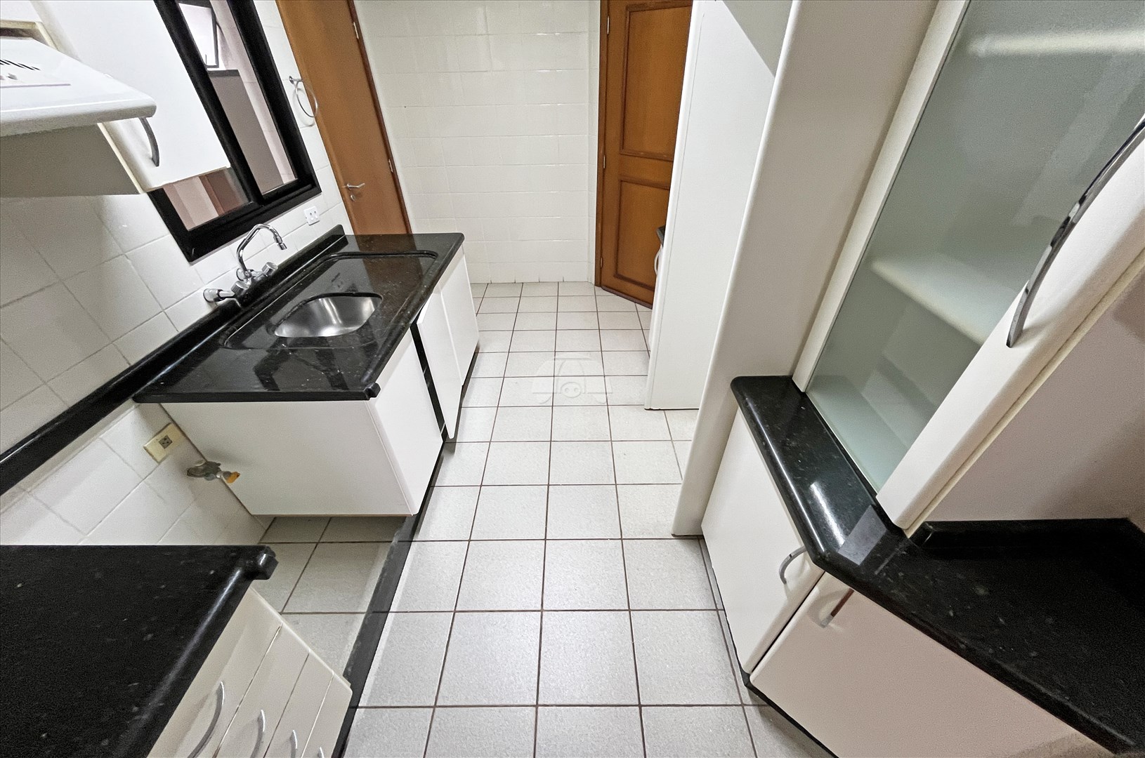 Apartamento Residencial para Locação no Bairro Cabral ref. 24389 (9 / 10)