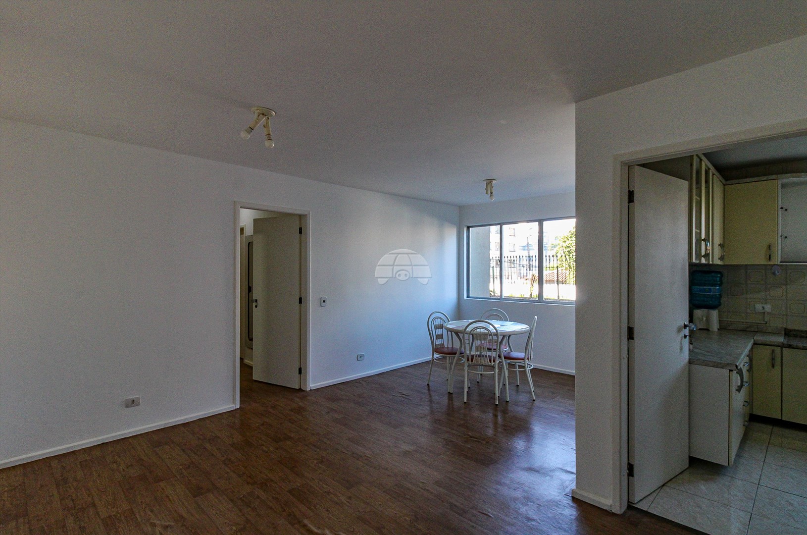 Apartamento para alugar em Mercês, Curitiba — Portal Chave Fácil