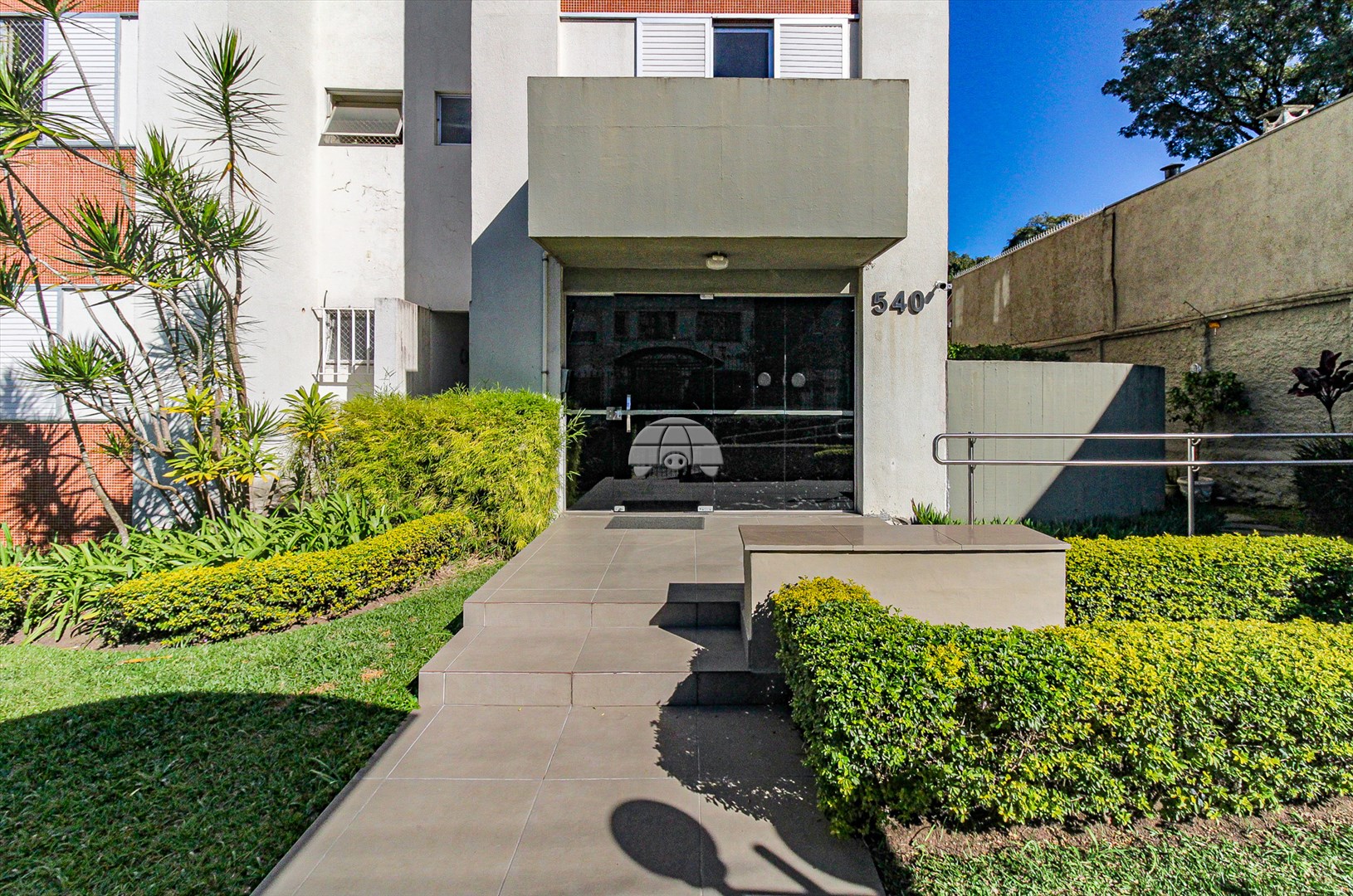 Apartamento para alugar em Mercês, Curitiba — Portal Chave Fácil