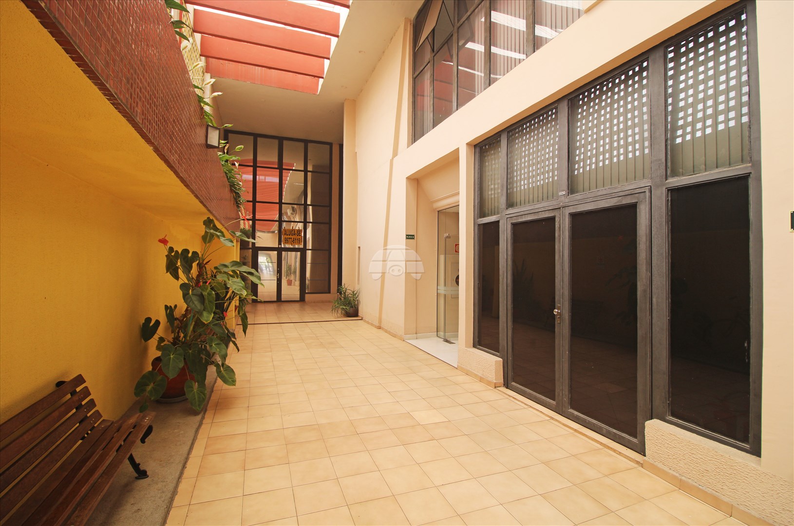 Apartamento para alugar em Cristo Rei, Curitiba — Portal Chave Fácil