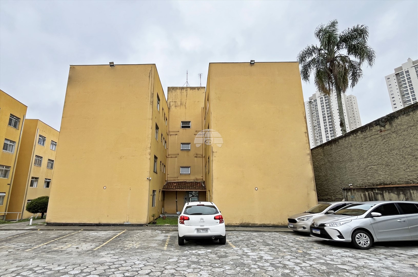 Apartamento para alugar em Jardim Botânico, Curitiba — Portal Chave Fácil