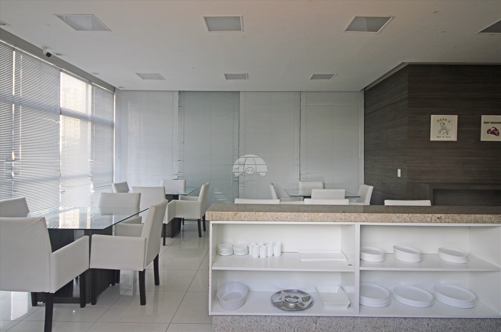 Apartamento para alugar em Centro, Curitiba — GOMES CONSULTOR IMOBILIARIO LTDA.