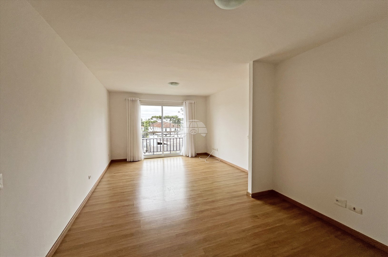 Apartamento para alugar em Bacacheri, Curitiba — Portal Chave Fácil