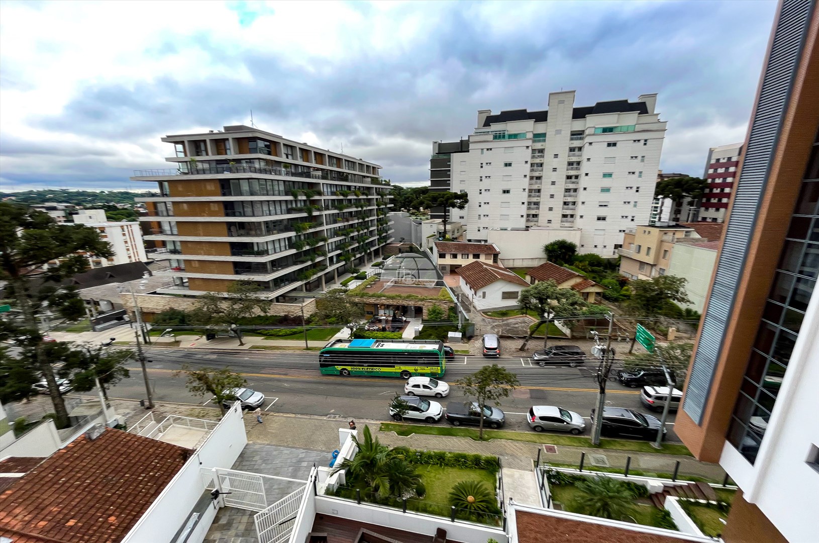 Apartamento para alugar em Juvevê, Curitiba — MAFI ADMINISTRADORA DE IMOVEIS LTDA