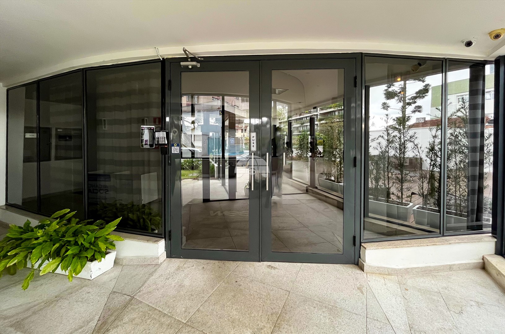 Apartamento para alugar em Juvevê, Curitiba — MAFI ADMINISTRADORA DE IMOVEIS LTDA