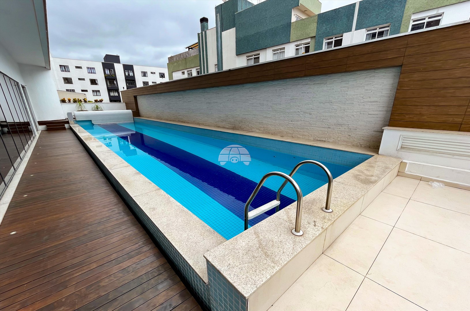 Apartamento para alugar em Juvevê, Curitiba — MAFI ADMINISTRADORA DE IMOVEIS LTDA