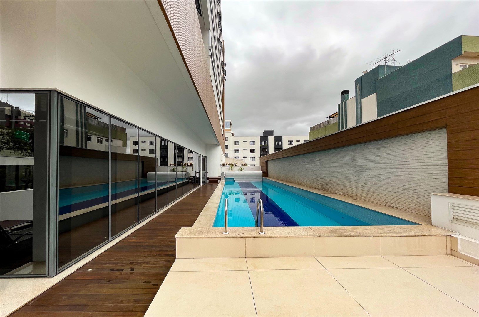 Apartamento para alugar em Juvevê, Curitiba — MAFI ADMINISTRADORA DE IMOVEIS LTDA
