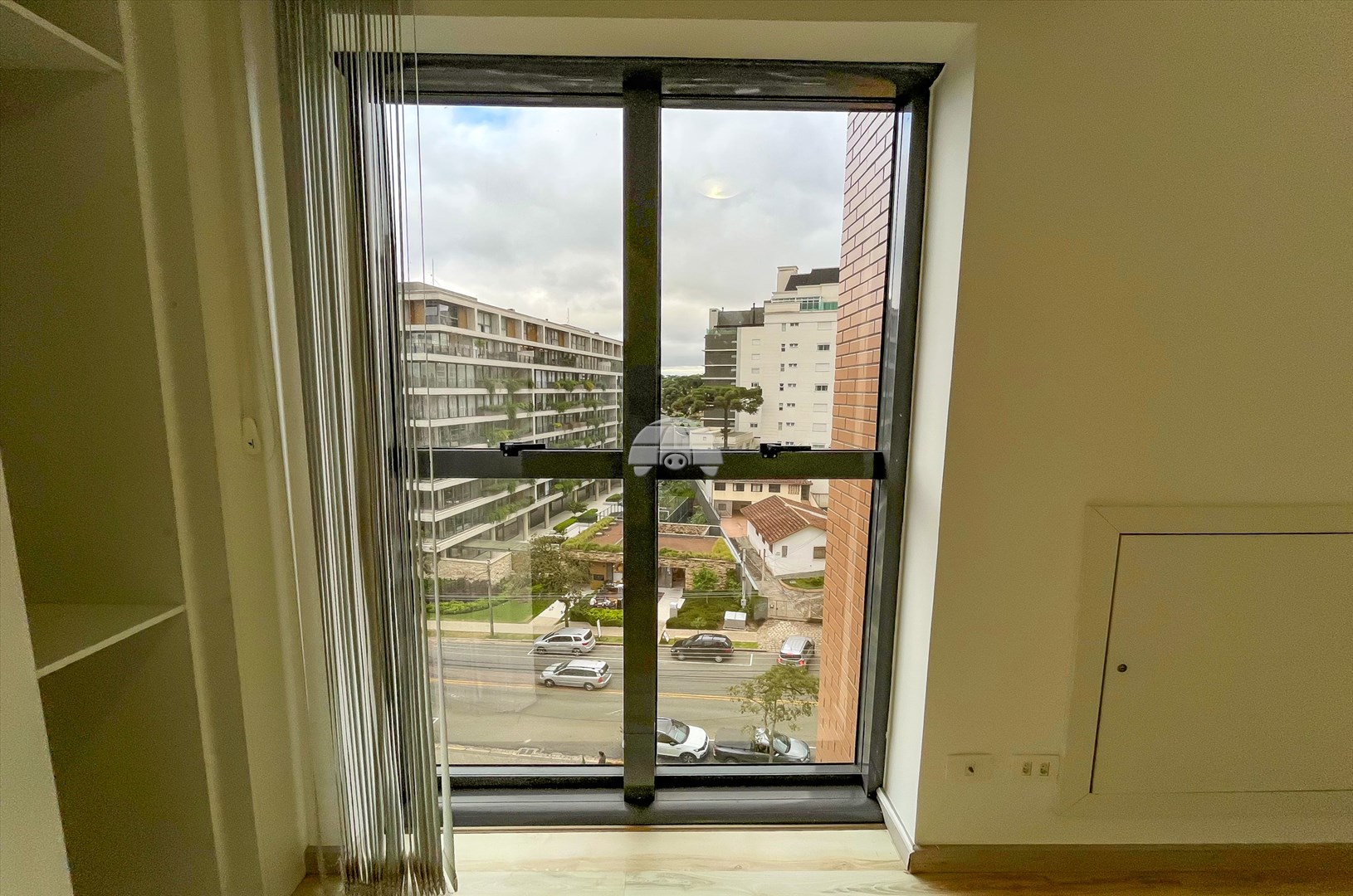 Apartamento para alugar em Juvevê, Curitiba — MAFI ADMINISTRADORA DE IMOVEIS LTDA