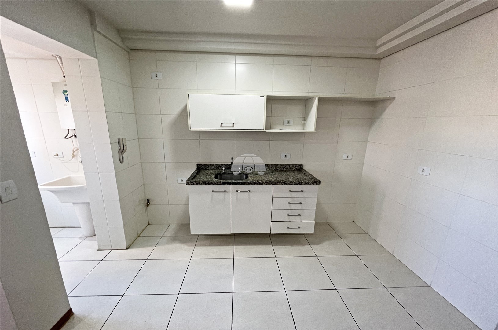 Apartamento para alugar em Capão Raso, Curitiba — Portal Chave Fácil