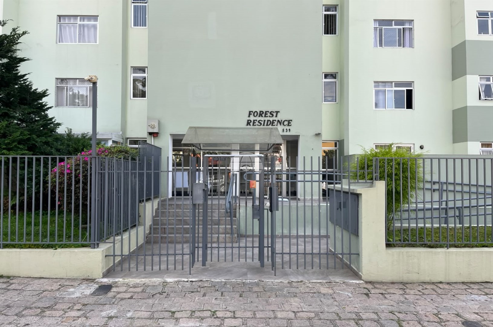 Apartamento para alugar em Cabral, Curitiba — Portal Chave Fácil